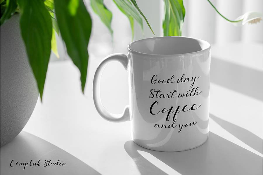 Taniya Handwritten Font Demo sample